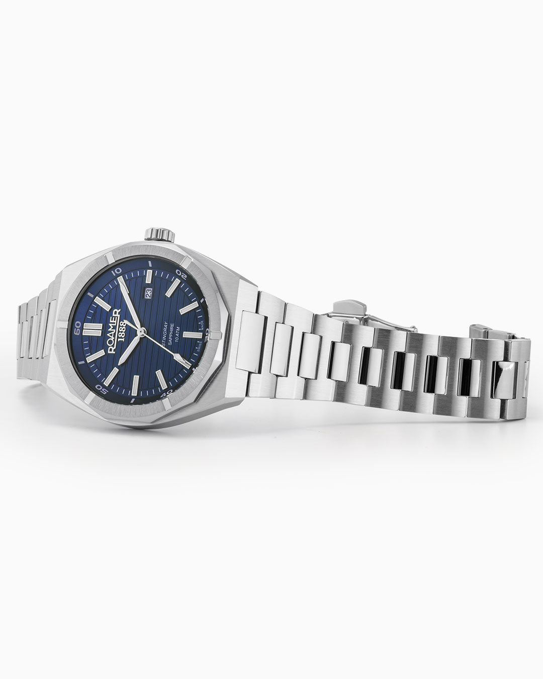 Stingray 42 mm Quartz Three-Hand Date Blue Dial Silver Bracelet Sapphire glass Stainless Steel swiss watch