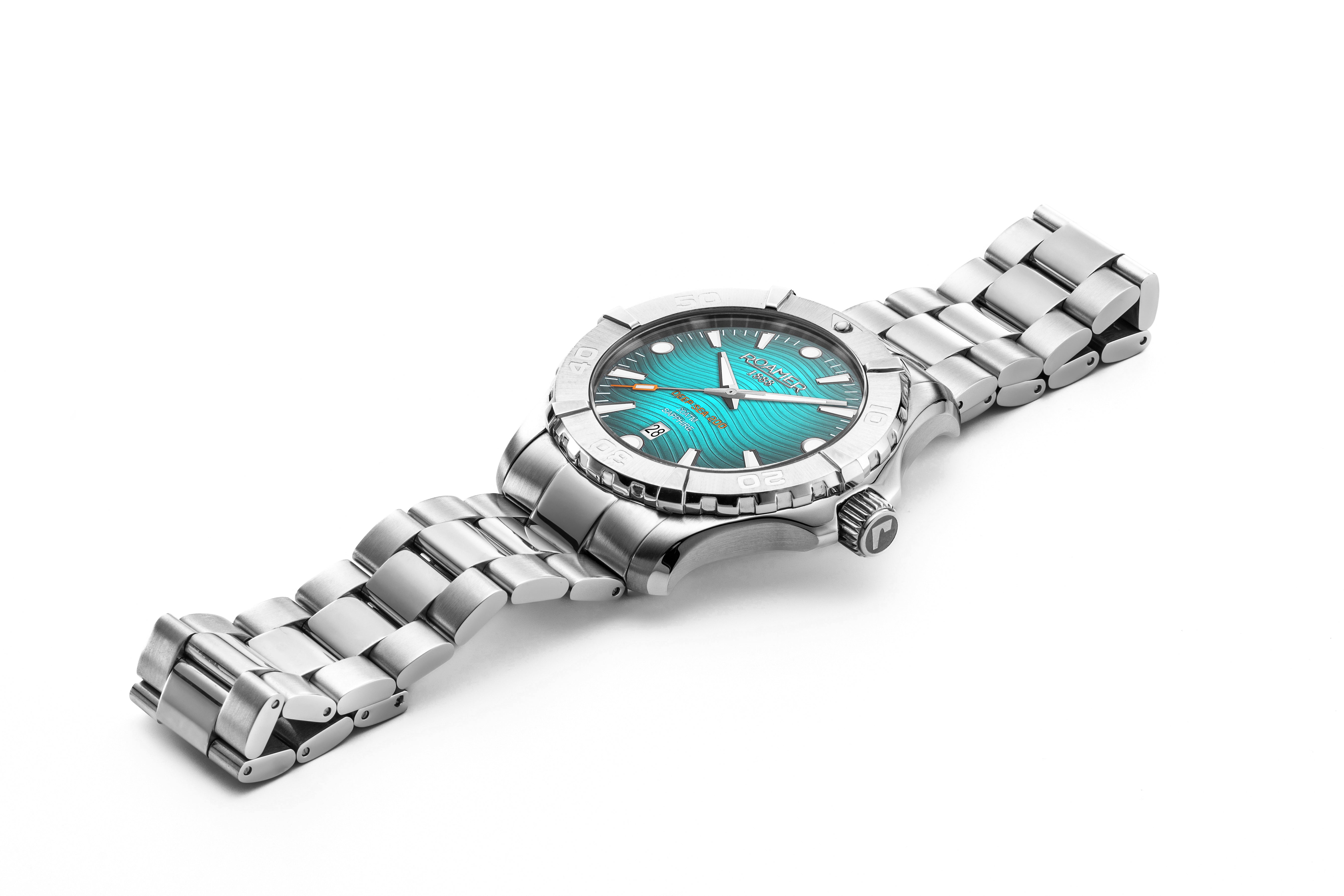 Deep Sea 200 43 mm Quartz Three-Hand Date Sky Blue Pattern Dial Silver Bracelet Sapphire glass Stainless Steel swiss watch