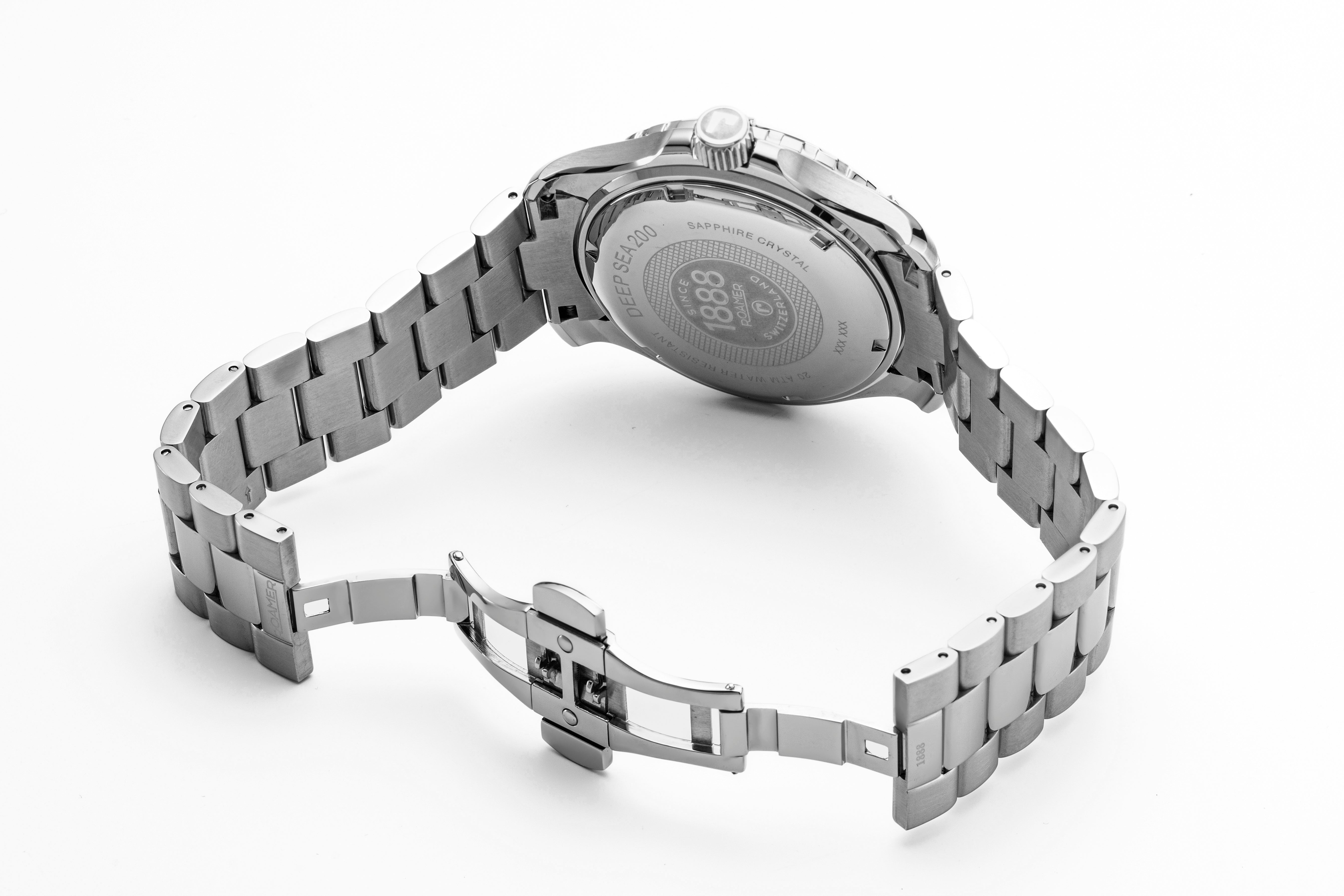 Deep Sea 200 43 mm Quartz Three-Hand Date Silver Dial Silver Bracelet Sapphire glass Stainless Steel swiss watch
