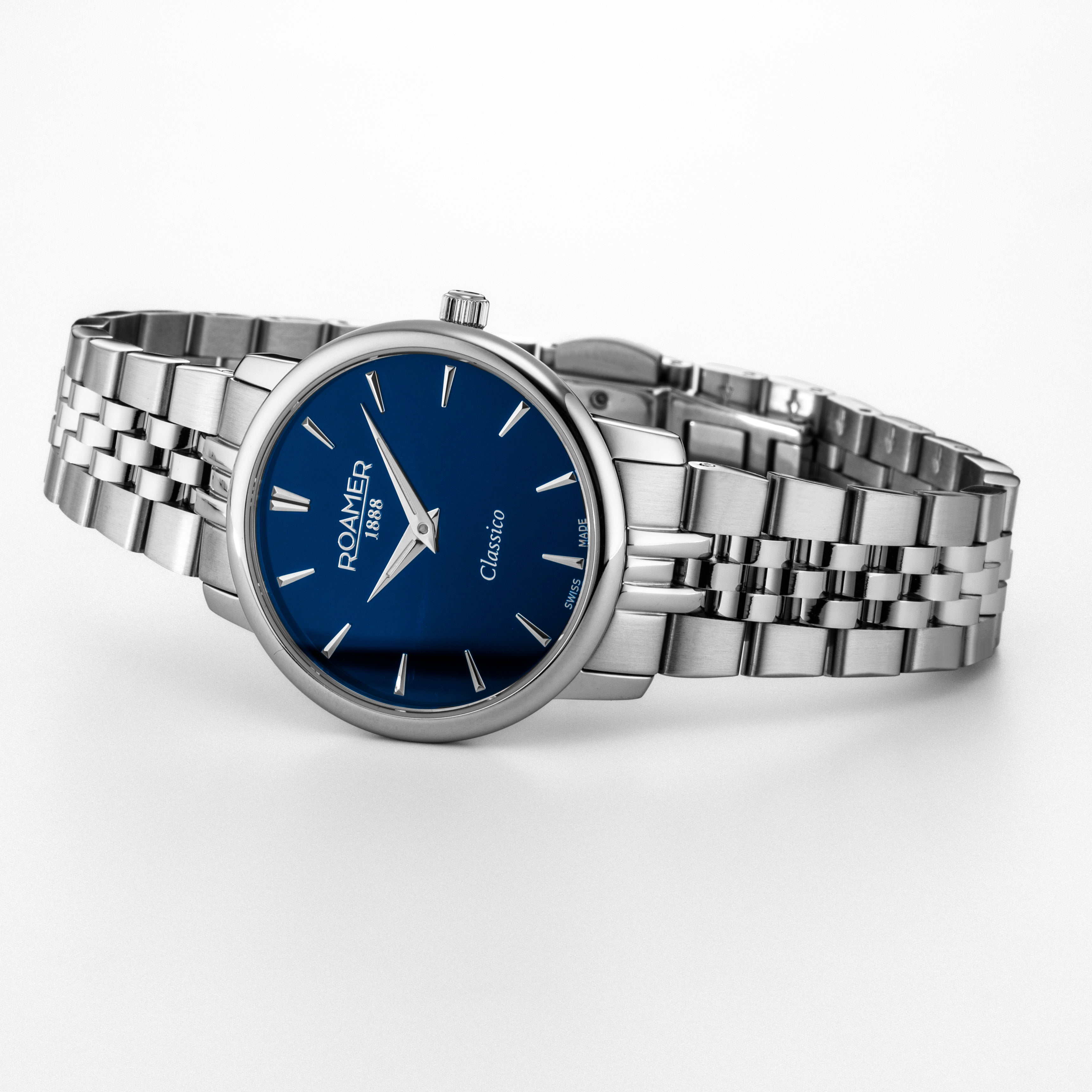 Classico Ladies 30mm Quartz Two-Hand Blue Sunray Dial Silver Bracelet Sapphire glass Stainless Steel swiss watch
