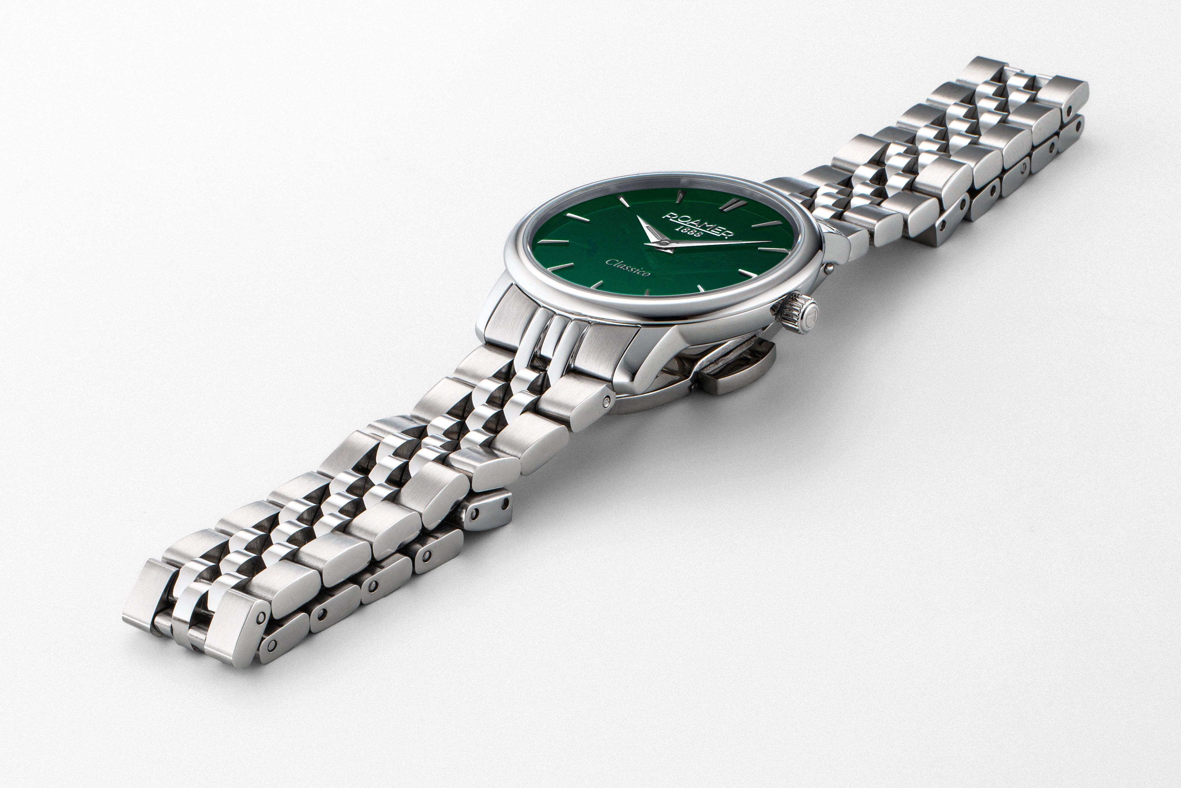 Classico Ladies 30mm Quartz Two-Hand Green Sunray Dial Silver Bracelet Sapphire glass Stainless Steel swiss watch