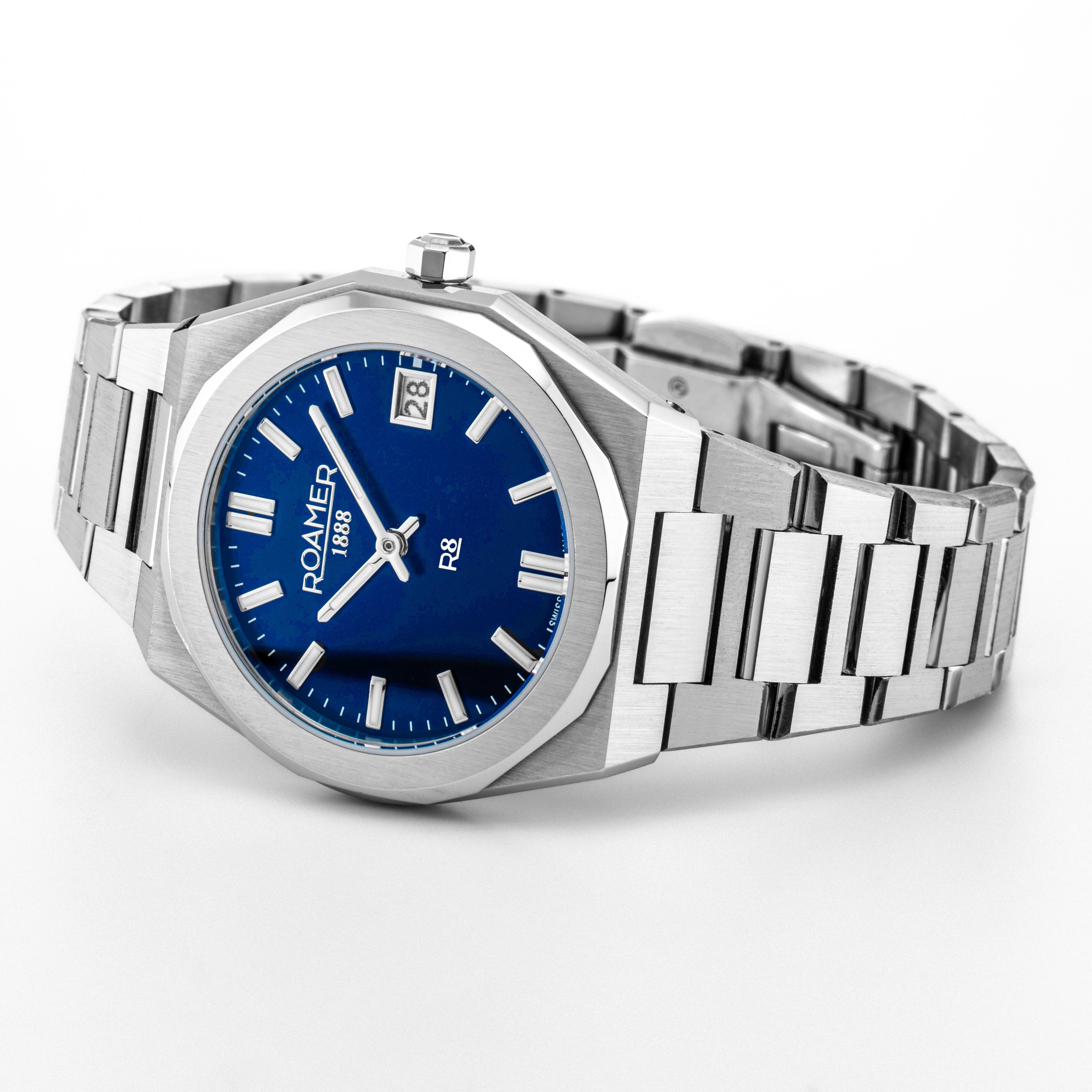 R8 Ladies 32.5mm Quartz Two-Hand Date Blue Sunray Dial Silver Bracelet Sapphire glass Stainless Steel swiss watch