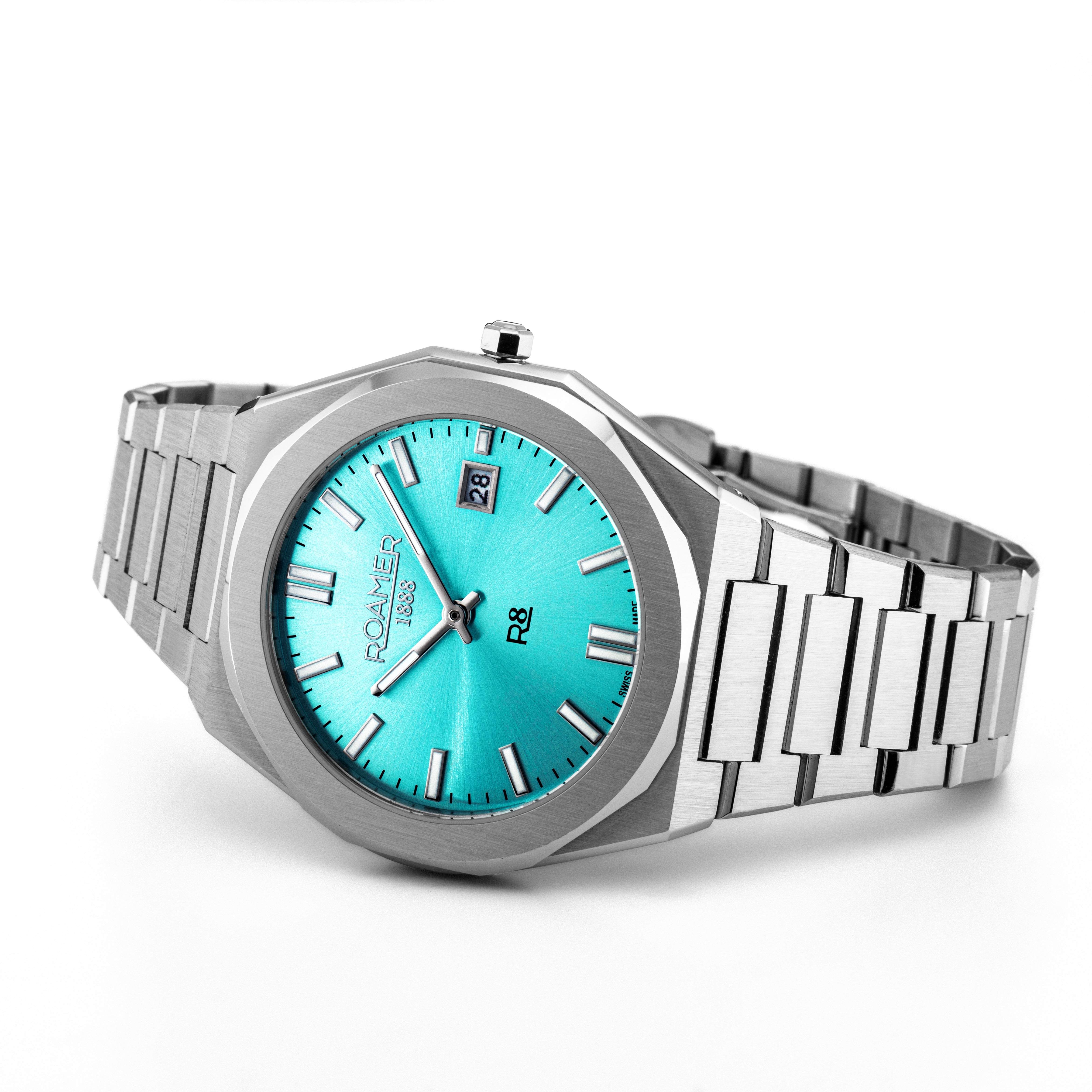 R8 Gents 41mm Quartz Three-Hand Date Light Blue Dial Silver Bracelet Sapphire glass Stainless Steel swiss watch