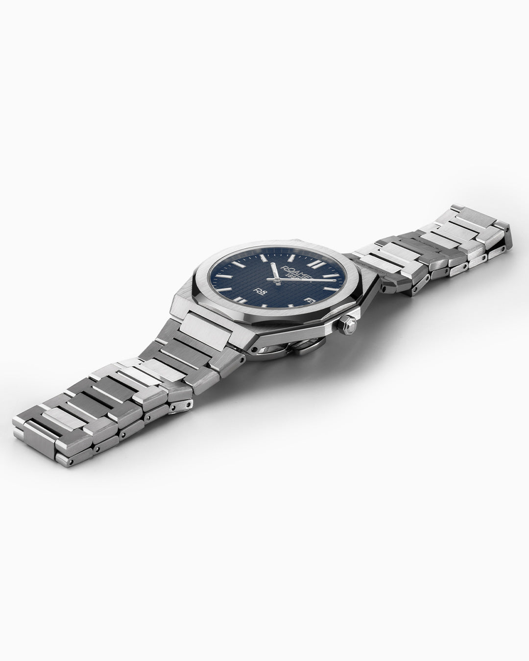 R8 Gents 41 mm Quartz Three Hand Date Blue Dial Silver Bracelet Sapphire glass Stainless Steel swiss watch