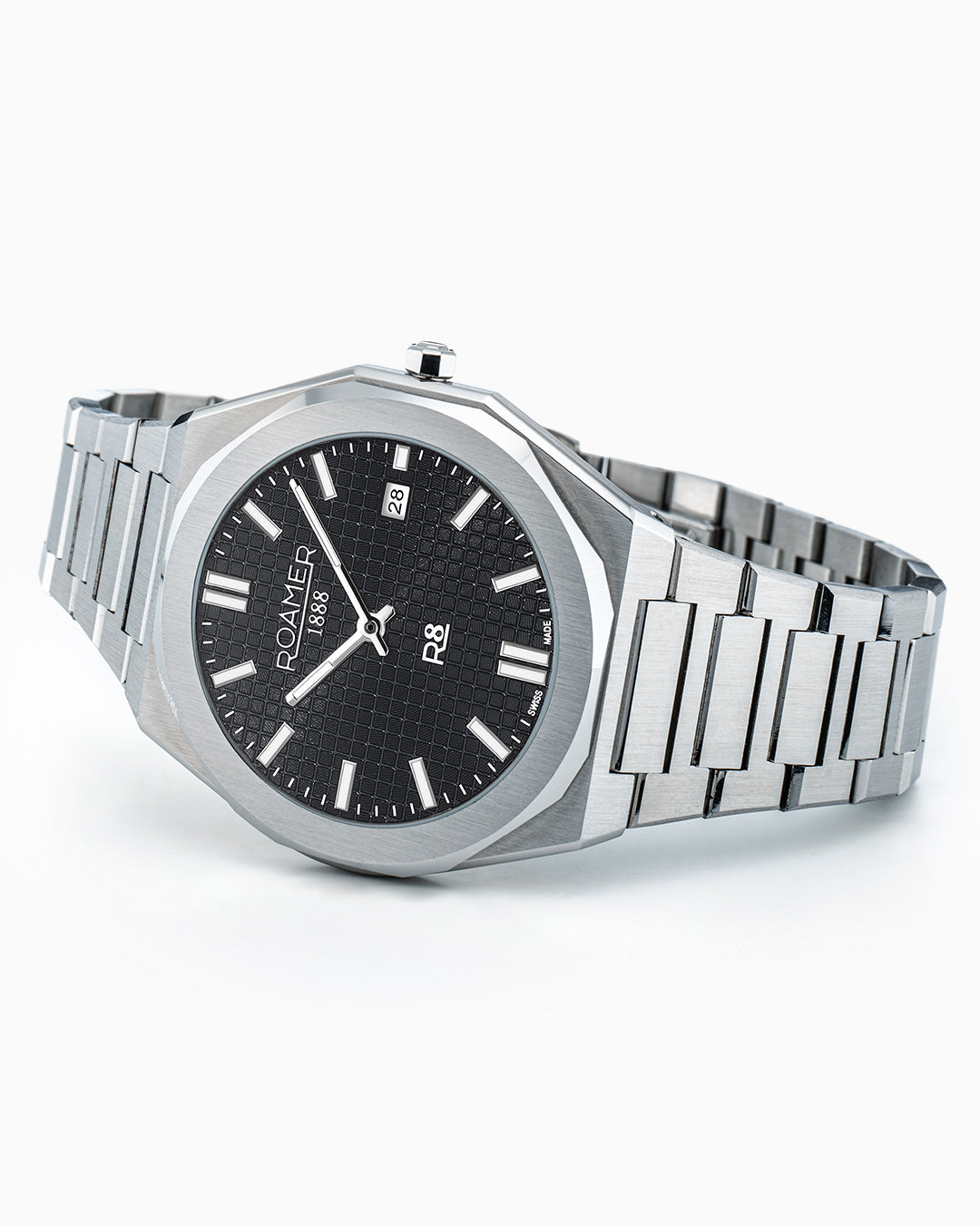 R8 Gents 41 mm Quartz Three Hand Date Black Dial Silver Bracelet Sapphire glass Stainless Steel swiss watch