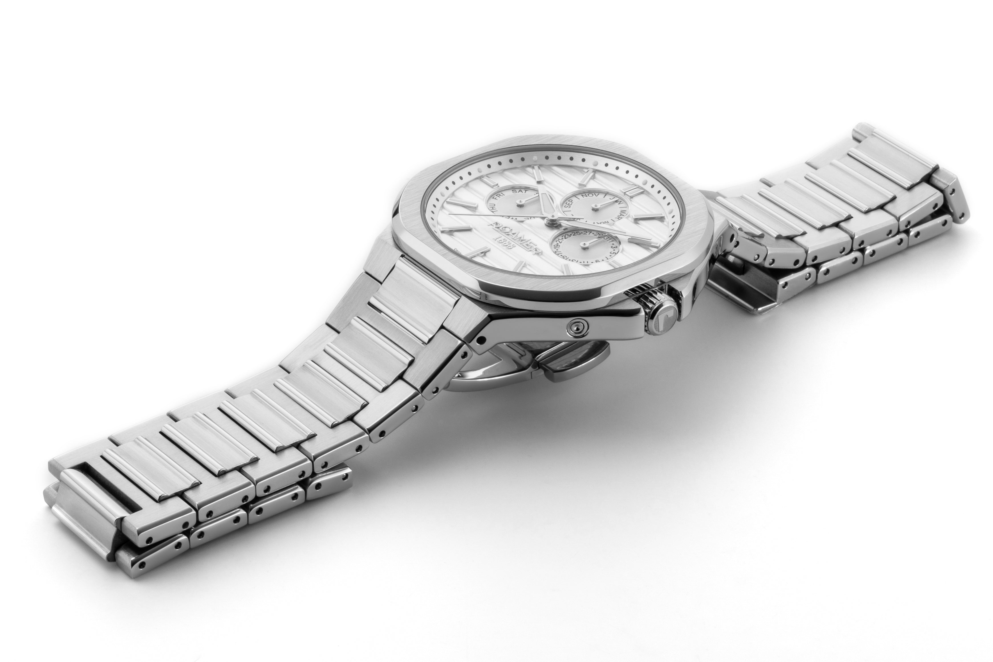 Spirit of Time 42x45mm Three-Hand Silver Dial Silver Tone Bracelet Sapphire glass Stainless Steel swiss watch
