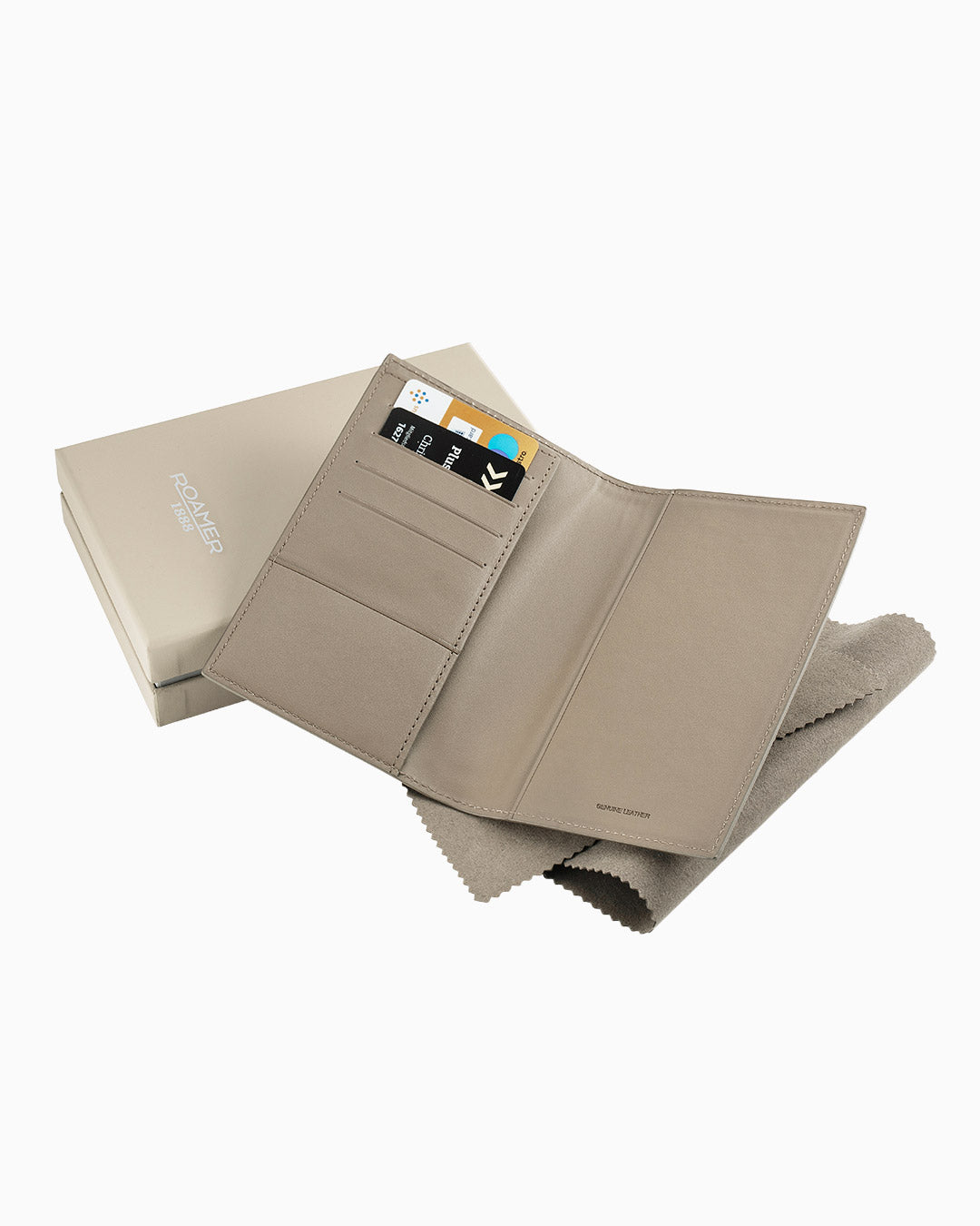 Roamer Passport Cover