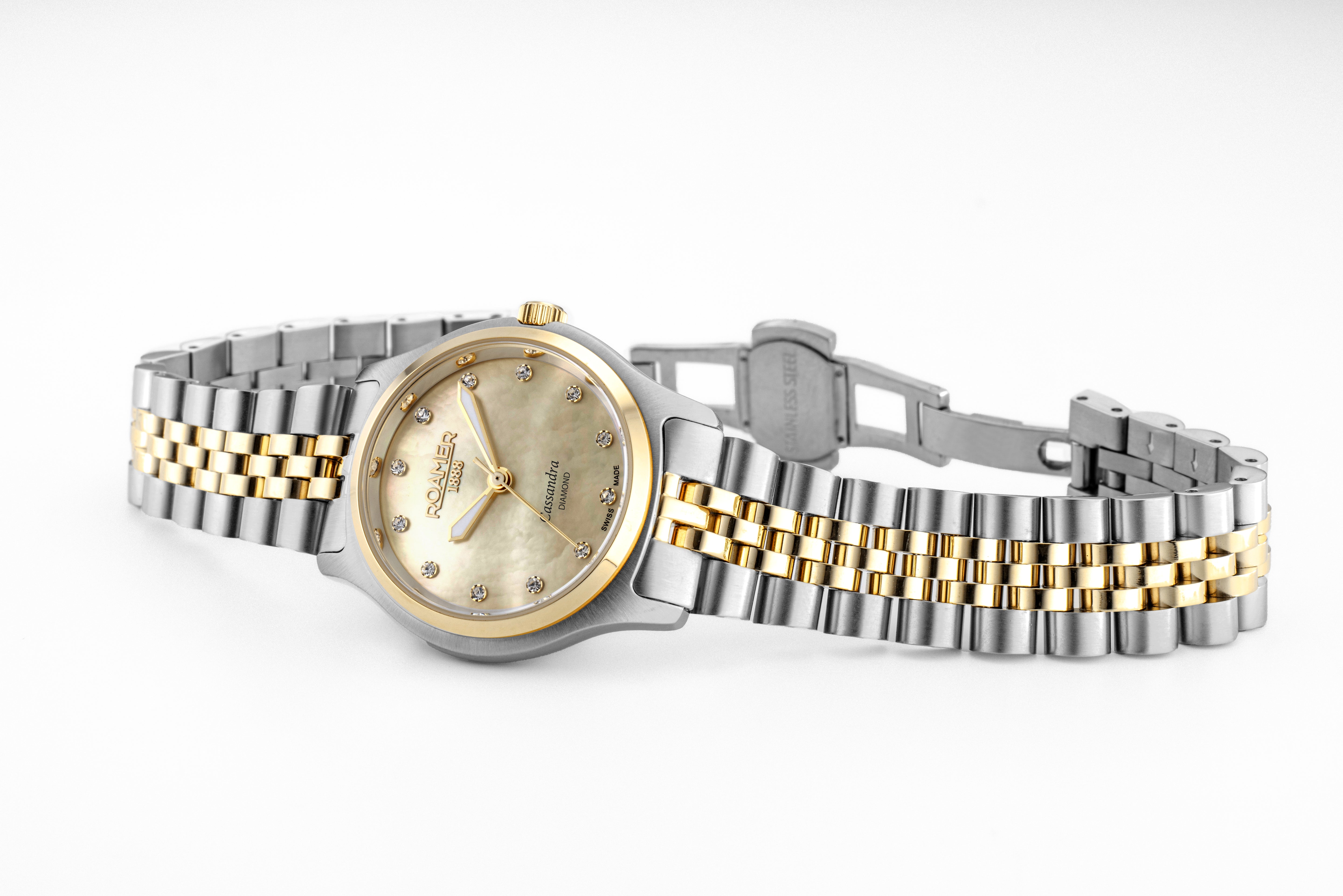 Cassandra Diamond 31 mm Quartz Three-Hand White Dial Two-Tone Bracelet Sapphire glass Stainless Steel swiss watch