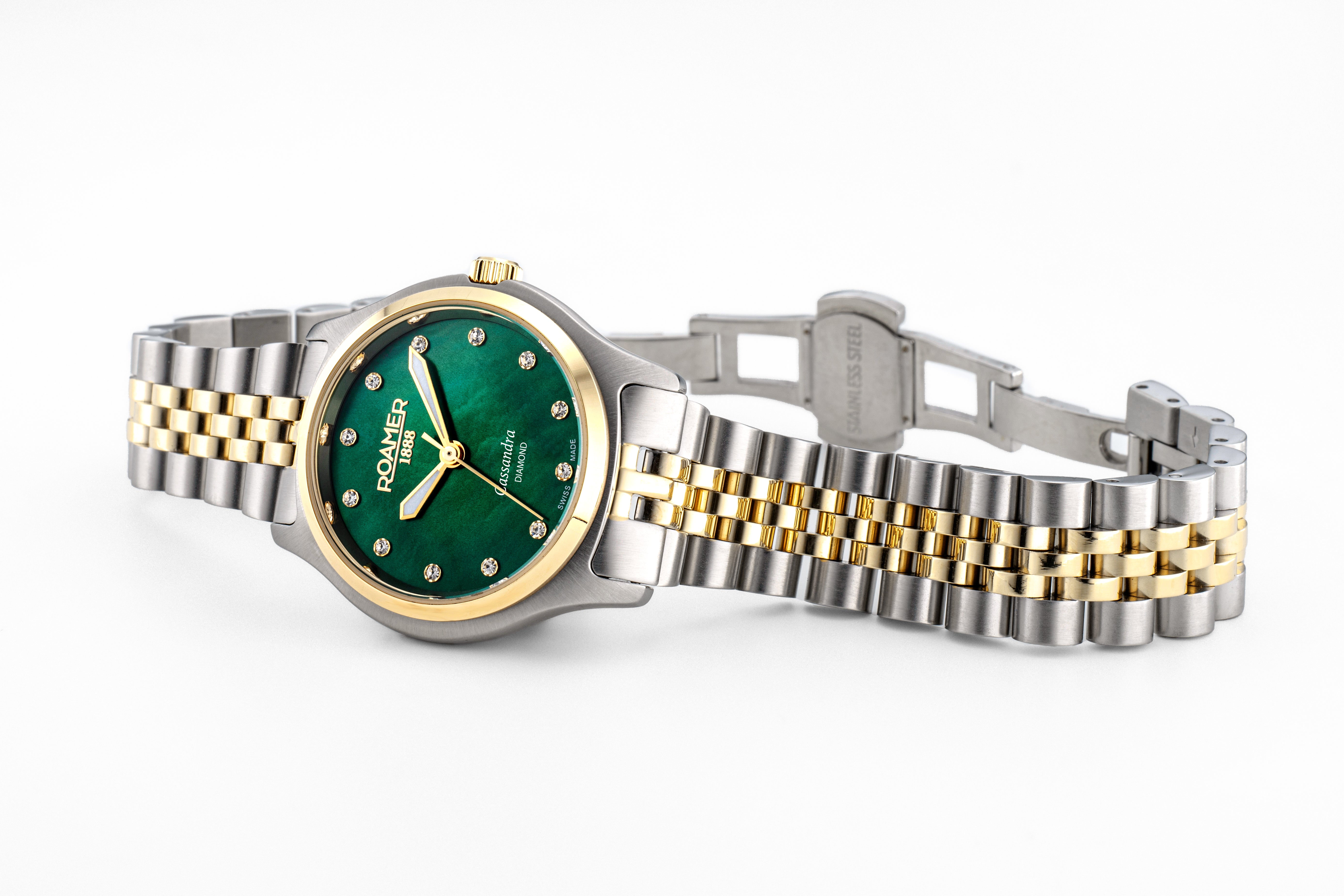Cassandra Diamond 31 mm Quartz Three-Hand Green Dial Two-Tone Bracelet Sapphire glass Stainless Steel swiss watch