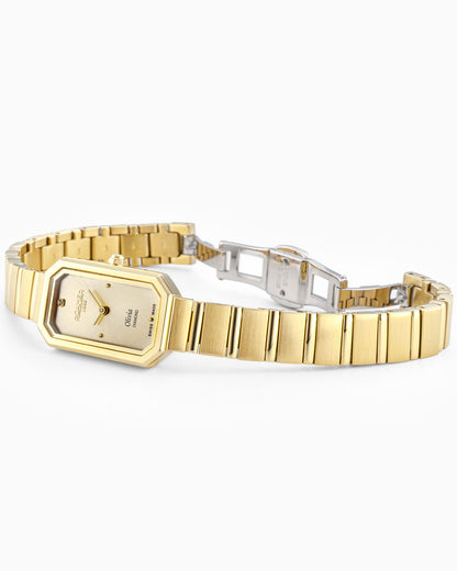 Olivia Diamond 18x29 mm Quartz Two-Hand Silver Dial Gold Bracelet Sapphire glass Stainless Steel swiss watch