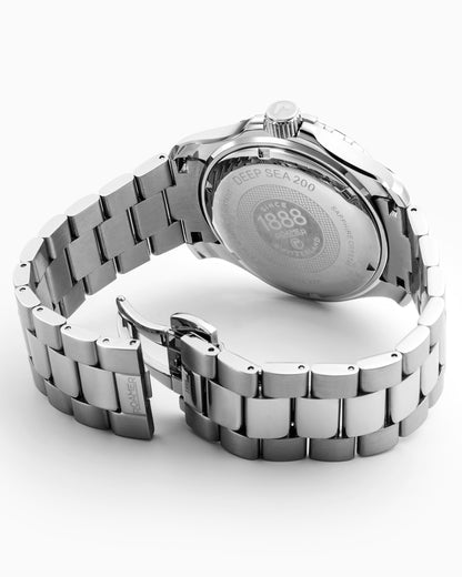 Deep Sea 200 43 mm Quartz Three-Hand Date Sky Blue Pattern Dial Silver Bracelet Sapphire glass Stainless Steel swiss watch