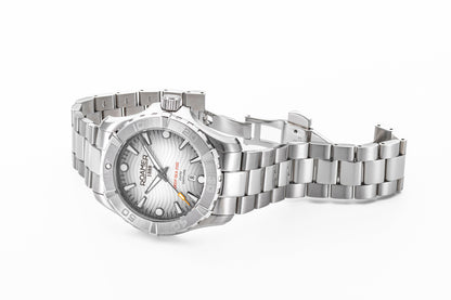 Deep Sea 200 43 mm Quartz Three-Hand Date Silver Dial Silver Bracelet Sapphire glass Stainless Steel swiss watch
