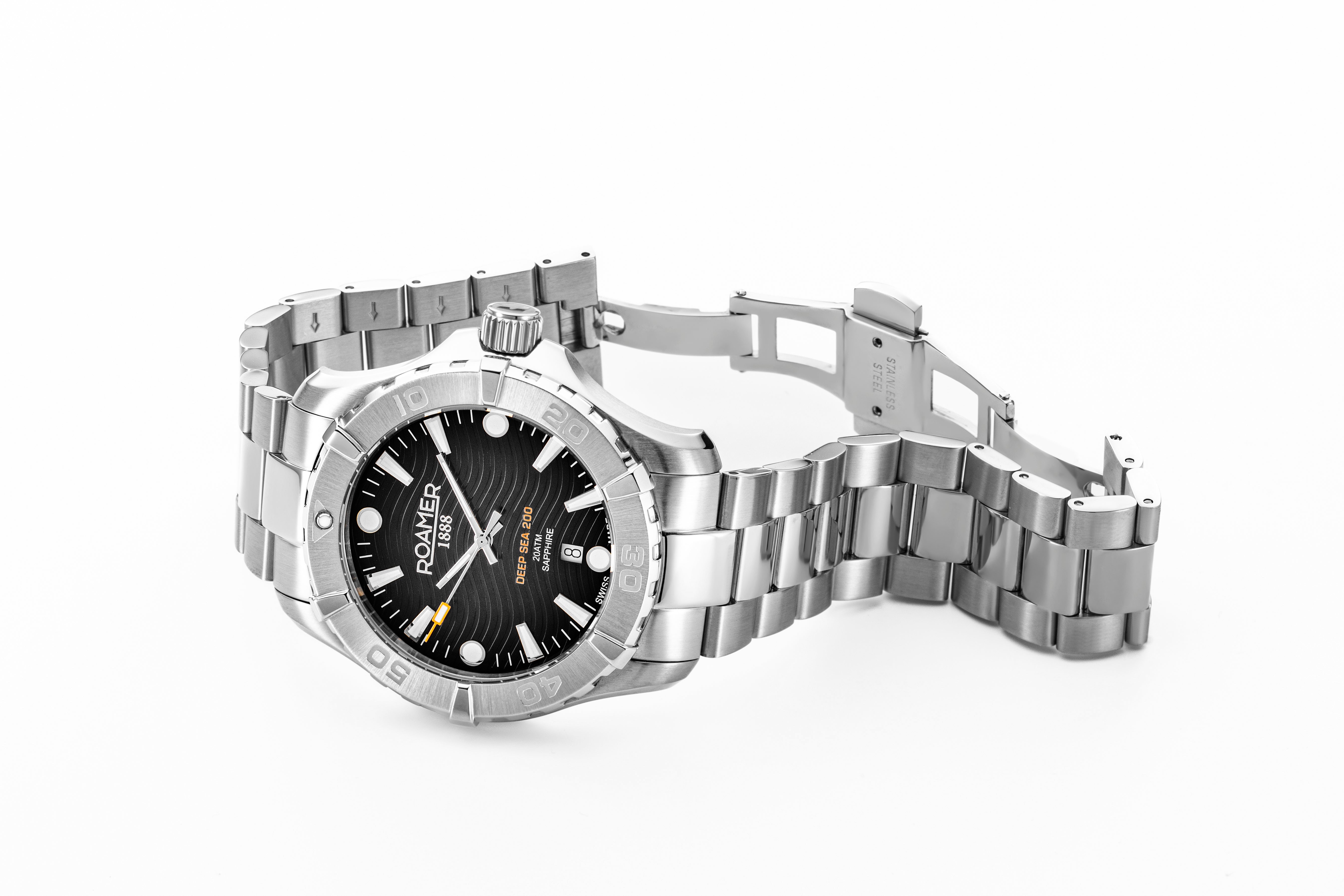 Deep Sea 200 43 mm Quartz Three-Hand Date Black Dial Silver Bracelet Sapphire glass Stainless Steel swiss watch