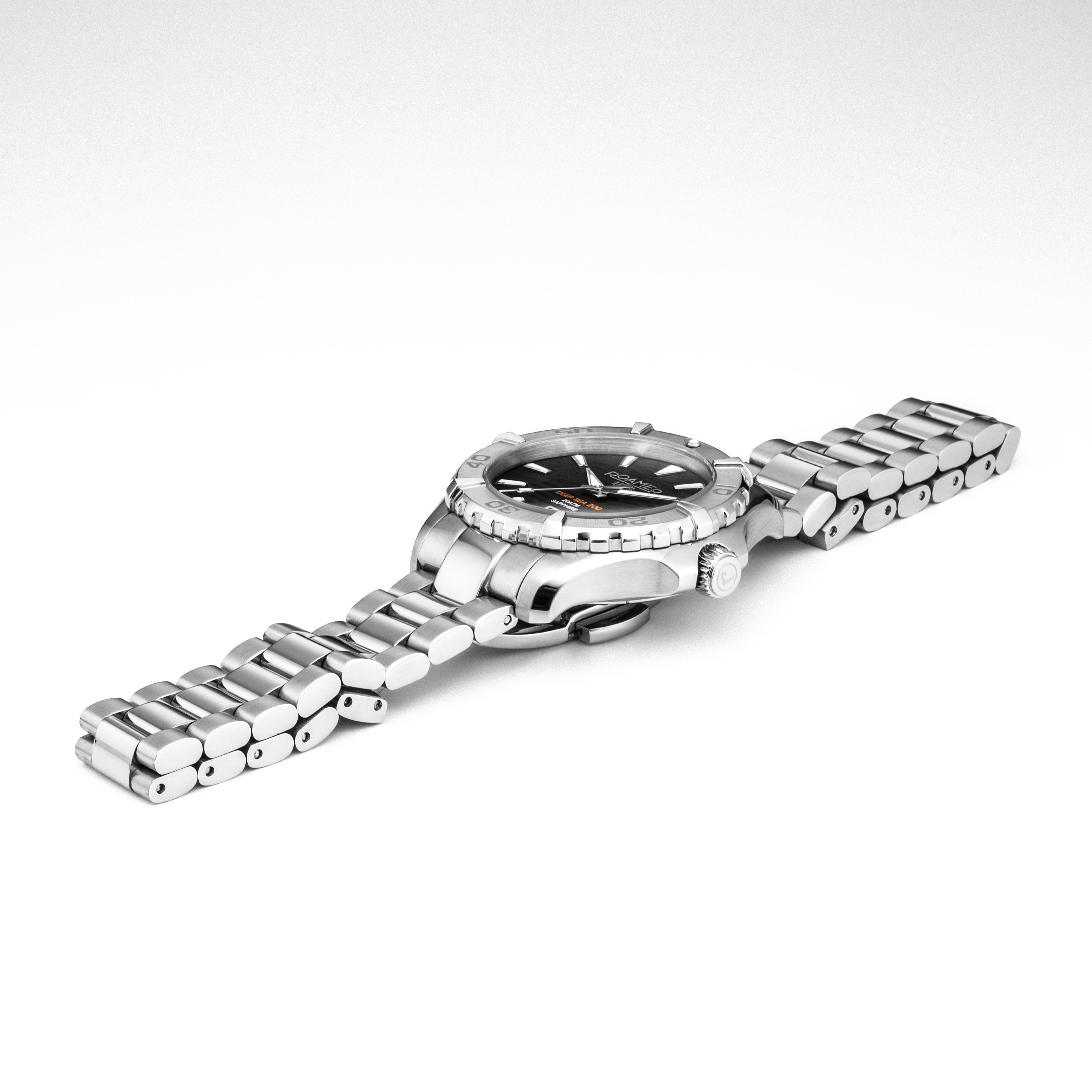 Deep Sea 200 Ladies 34 mm Quartz Three-Hand Date Black Dial Silver Bracelet Sapphire glass Stainless Steel swiss watch