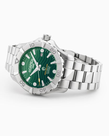 Deep Sea Automatic 43mm Automatic Three-Hand Date Green Dial Silver Bracelet Sapphire glass Stainless Steel swiss watch