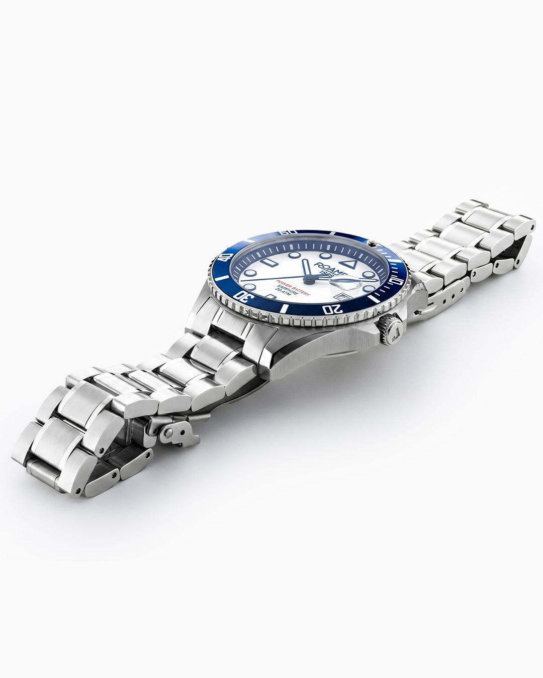 Pro Diver 200 43 mm Quartz Three Hand Date White Dial Silver Bracelet Sapphire glass Stainless Steel swiss watch