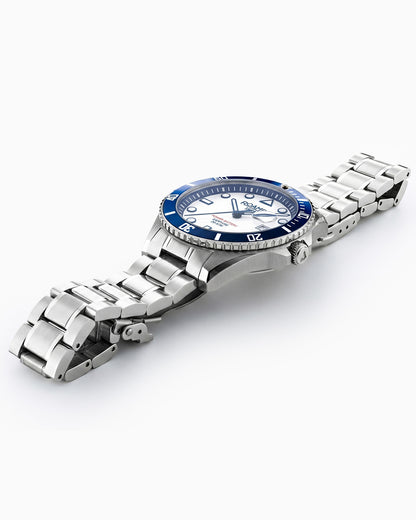 Pro Diver 200 43 mm Quartz Three Hand Date White Dial Silver Bracelet Sapphire glass Stainless Steel swiss watch