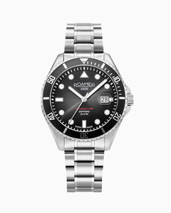 Pro Diver 200 43 mm Quartz Three-Hand Date Black Gradient Dial Silver Bracelet Sapphire glass Stainless Steel swiss watch