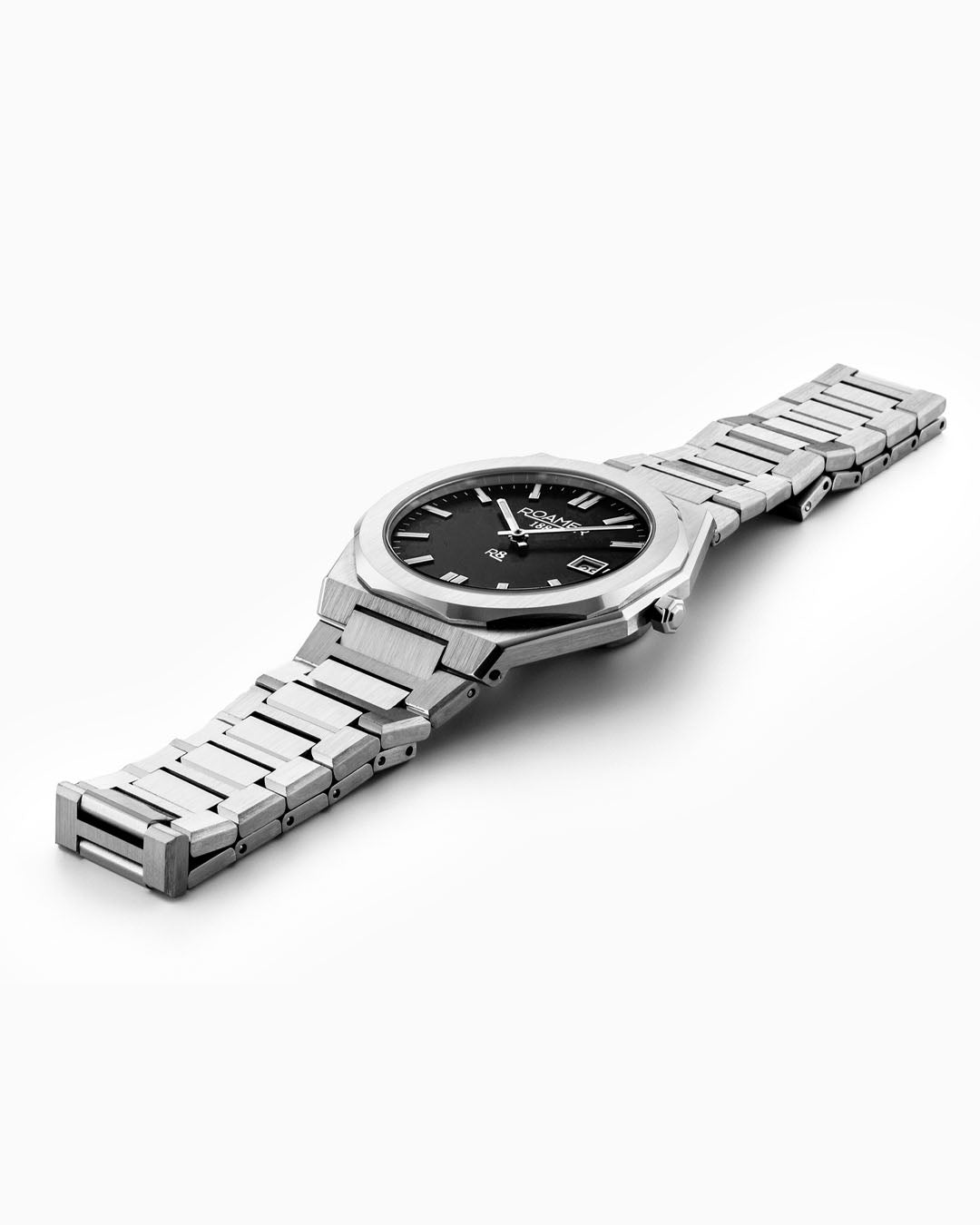 R8 Gents 41 mm Quartz Three-Hand Date Black Sunray Dial Silver Bracelet Sapphire glass Stainless Steel swiss watch
