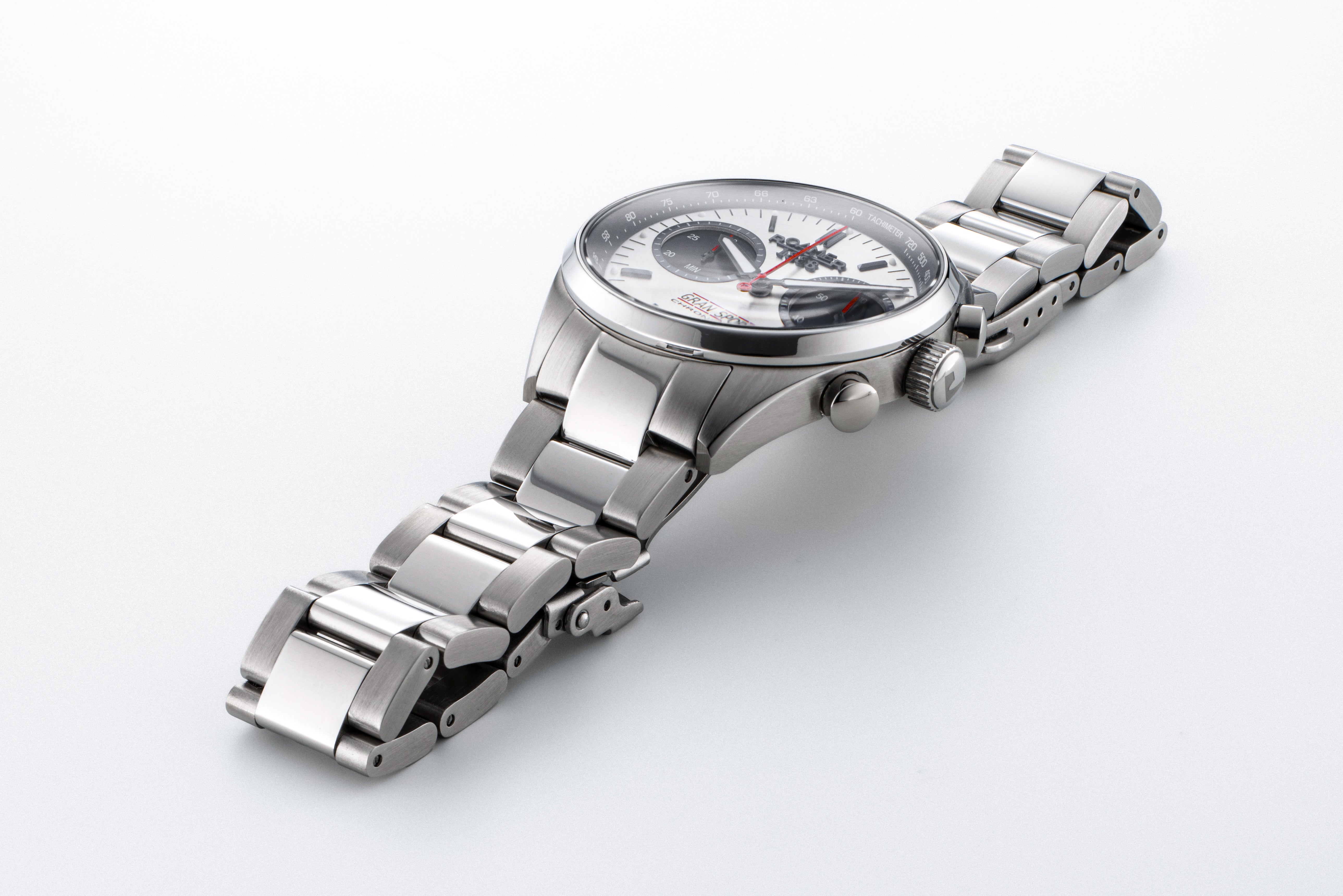 Gran Sportivo 41.5mm Quartz Chronograph Date Light Grey Sunray Dial Silver Bracelet Sapphire antireflection glass  Stainless Steel swiss watch