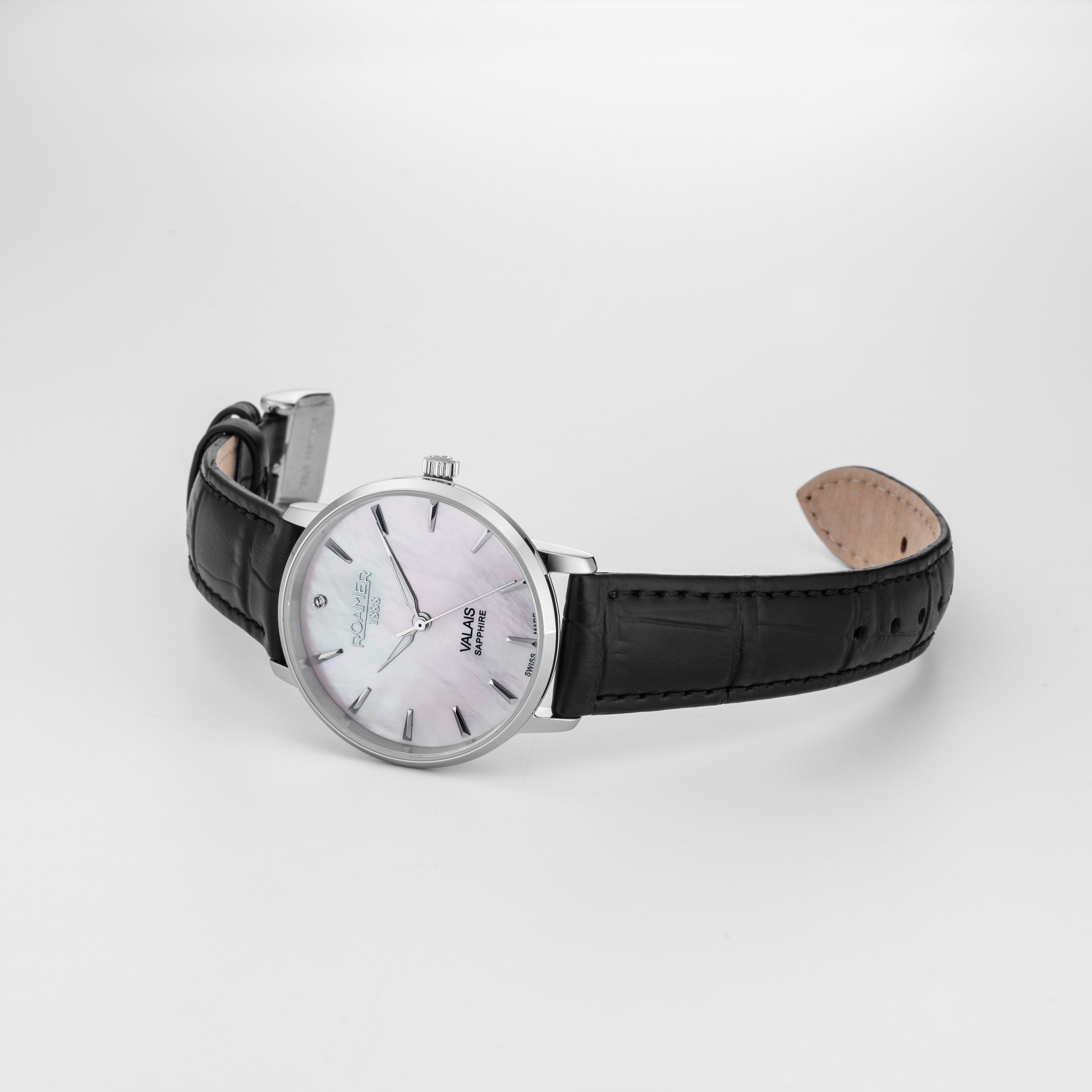 Valais Ladies Interchangeable Box Set 32mm Quartz Three-Hand Date Black Leather Strap Sapphire glass Stainless Steel swiss watch