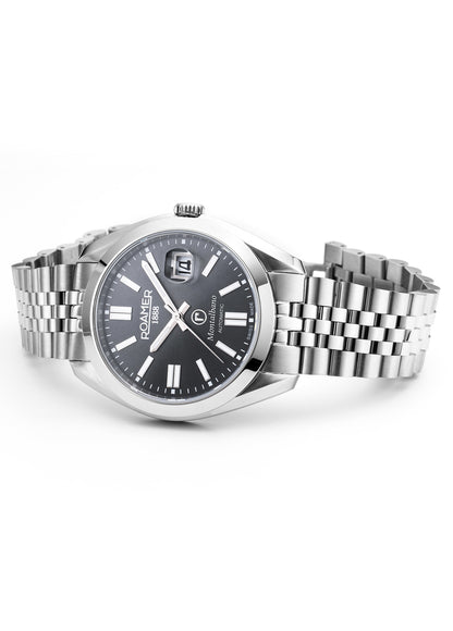 Montalbano Gents 41.5 mm Automatic Three-Hand Date Grey Sunray Dial Silver Bracelet Sapphire glass Stainless Steel swiss watch