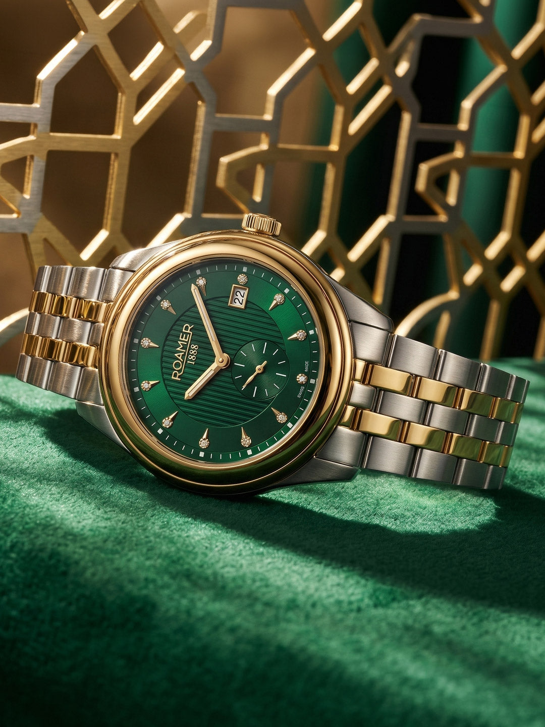 Vespera Diamond 41 mm Quartz Two-Hand Date Green Sunray Dial Two-Tone Bracelet Sapphire Glass Stainless Steel Swiss Watch
